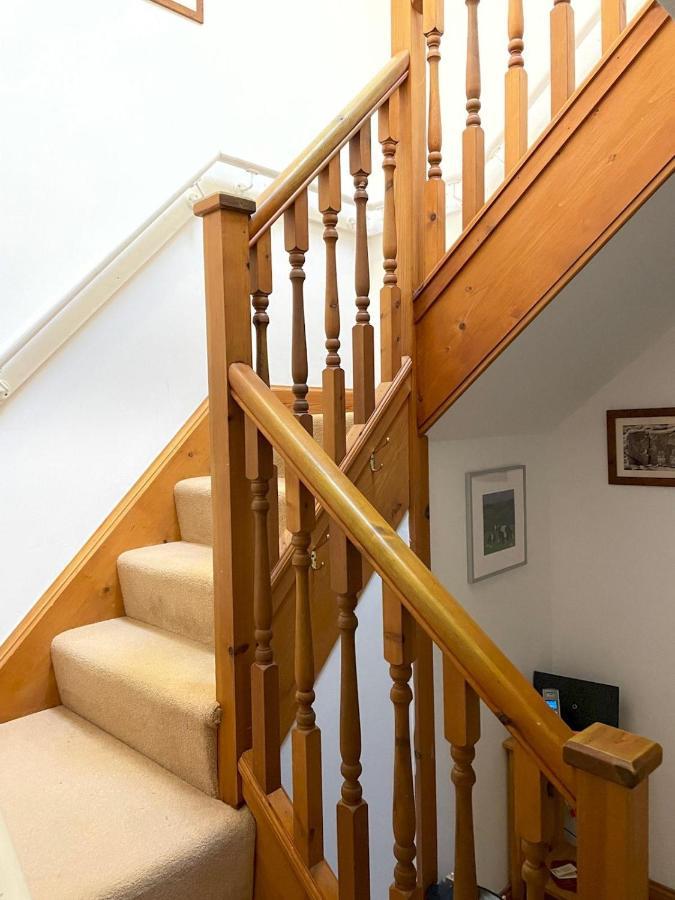 Pass The Keys Charming 3Br Listed Cottage In Historic Wigtown Нютън Стюарт Екстериор снимка